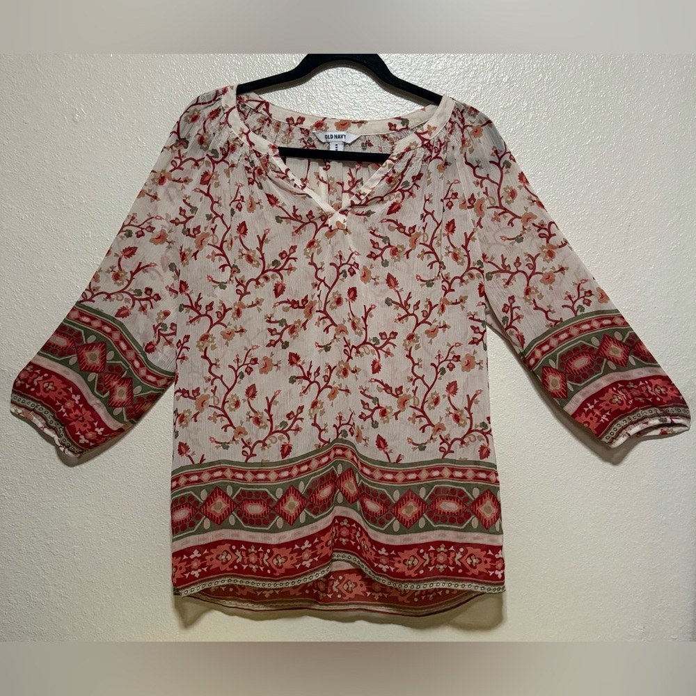 Old Navy Boho Floral Semi Sheer Blouse | Red Print Tunic Top | Women’s Medium - Picture 2 of 4